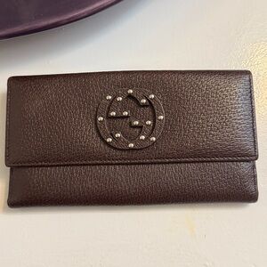 Gucci authentic Leather Clutch/Wallet